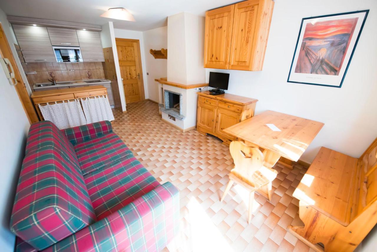 Casa Guana Appartement Livigno Buitenkant foto